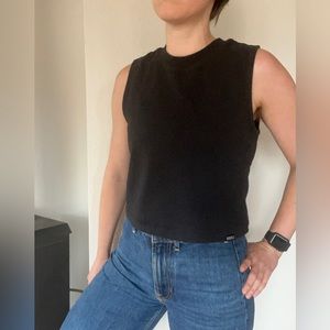NoBull Heavyweight Sleeveless Crop Tee, Black, Small
